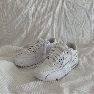 White Nike Air Max 90 Sneakers (LIKE NEW)